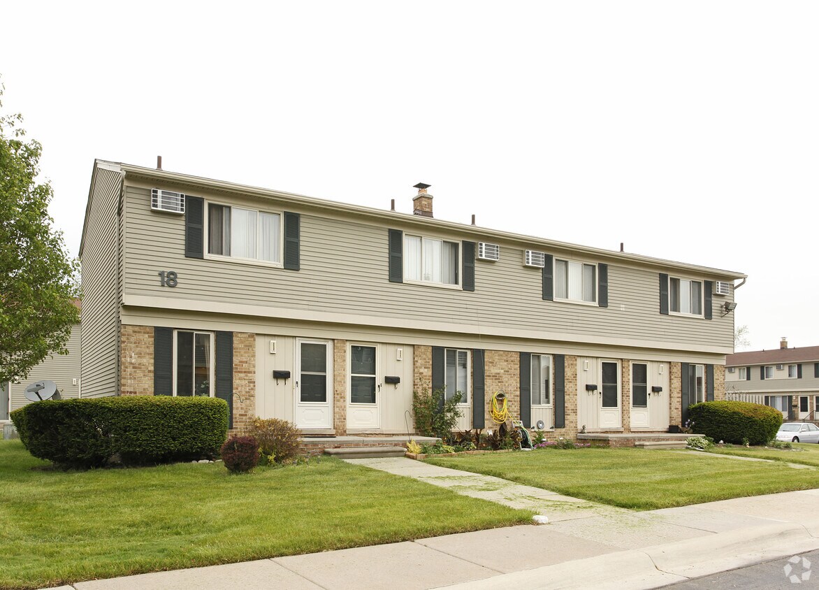 Hickory Hollow Cooperative - Apartments in Wayne, MI | Apartments.com