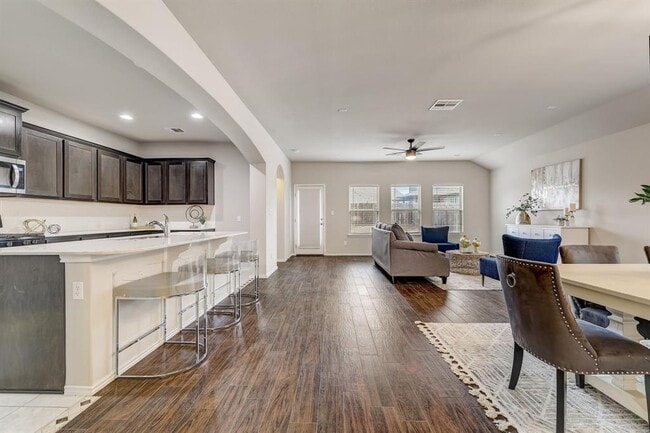 Building Photo - 212 Durata Dr