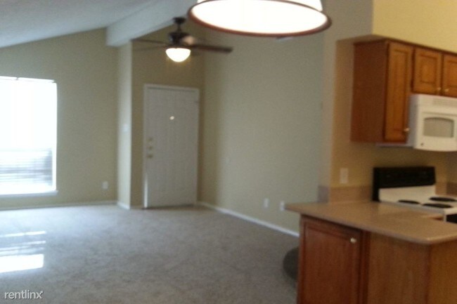 Foto del edificio - 609 S Walnut Creek Dr