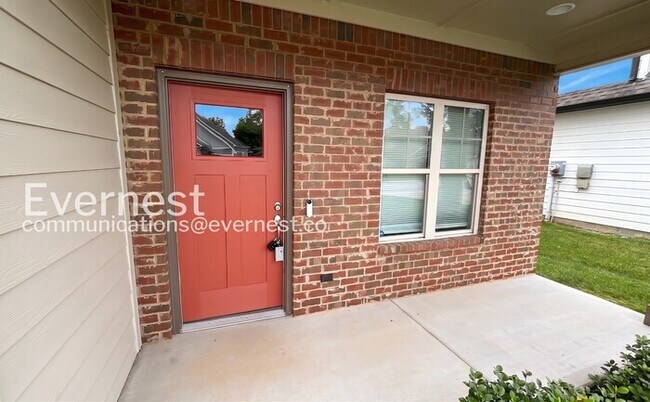 Foto del edificio - 5344 Roosevelt Rd