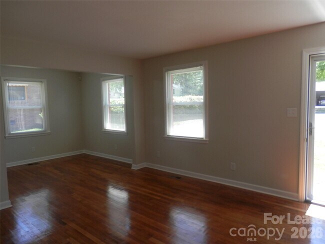 Foto del edificio - 3016 Colfax St