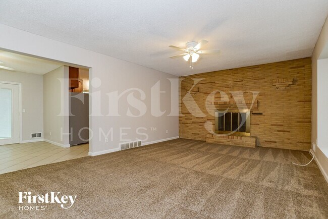 Foto del edificio - 9109 E 58 Terrace