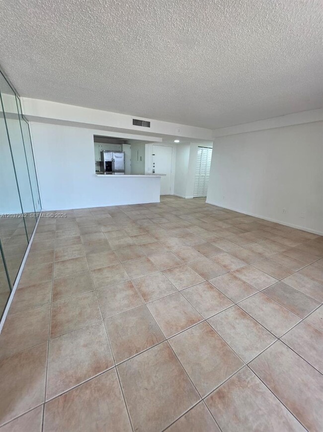 Building Photo - 13499 Biscayne Blvd