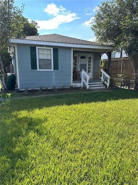 Primary Photo - 1518 Avenue A