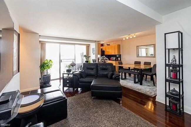 Foto del edificio - 2 br, 1 bath Condo - 2 Adams Street 1610