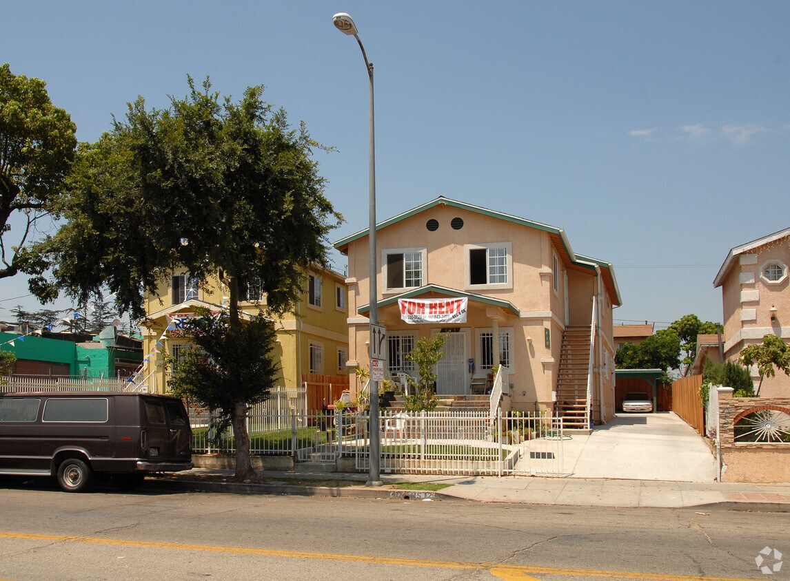 Foto del edificio - 417 N Lorena St