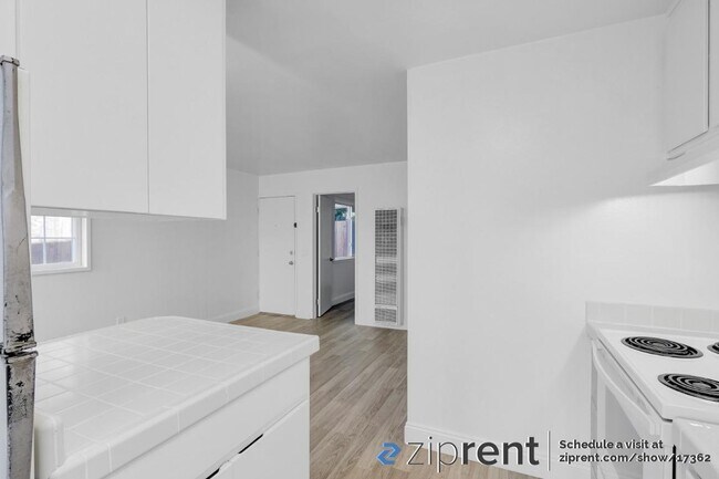 Foto del edificio - 127 11th St