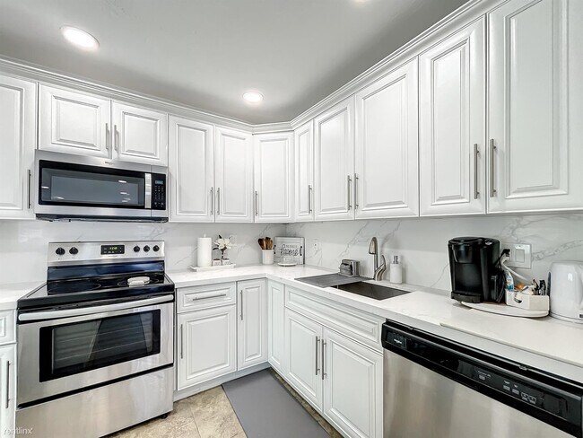 Foto del edificio - 3 br, 2 bath House - 1895 NE 154th St