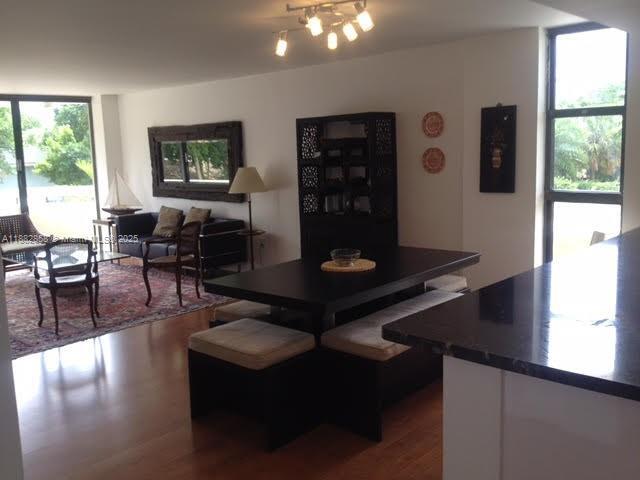 Primary Photo - 2501 Brickell Ave