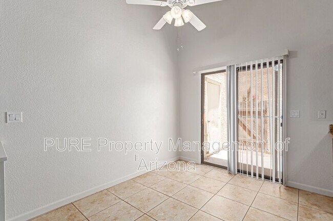 Building Photo - 5704 E Aire Libre Ave