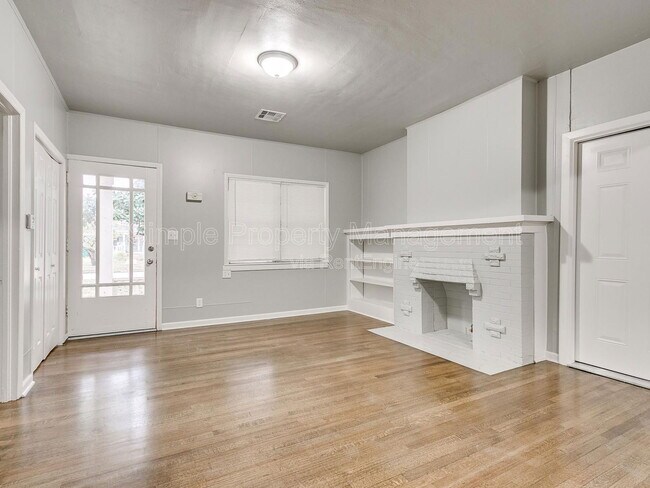 Foto del edificio - 2713 NW 14th St