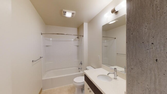 Interior Photo - Griffis Seattle Waterfront