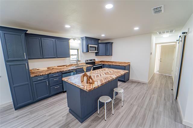 Building Photo - 8313 CR 313