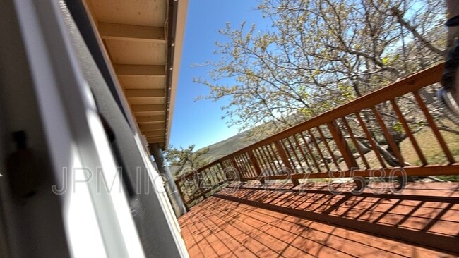 Building Photo - 20835 Cooke Dr
