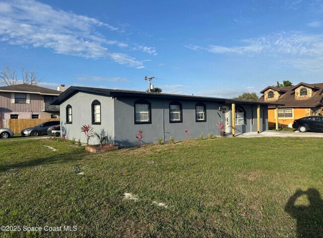 Building Photo - 3782 Catalina Dr