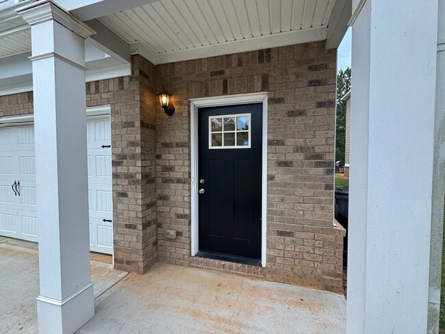 Foto del edificio - 495 Kirkland Dr