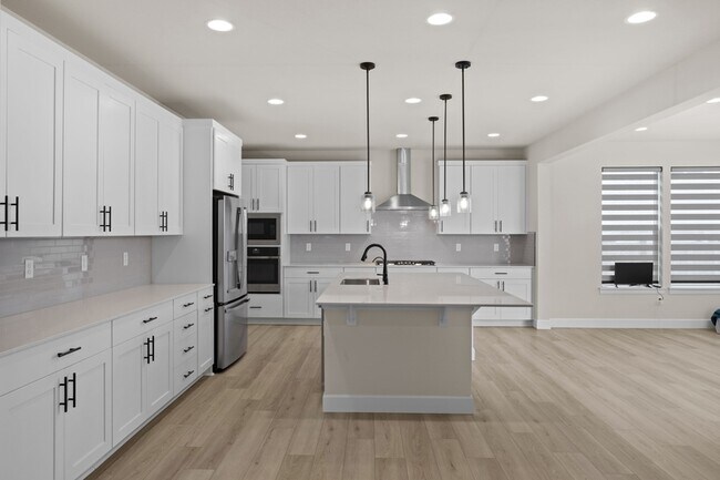 Foto del edificio - 5613 Farmstead Pl