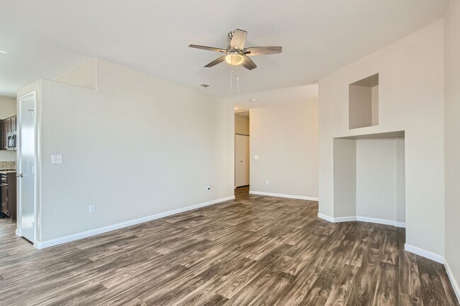 Building Photo - North Las Vegas 3 bed 2 bath single story home.