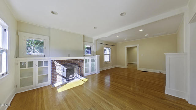 Foto del edificio - 1915 Las Lunas St