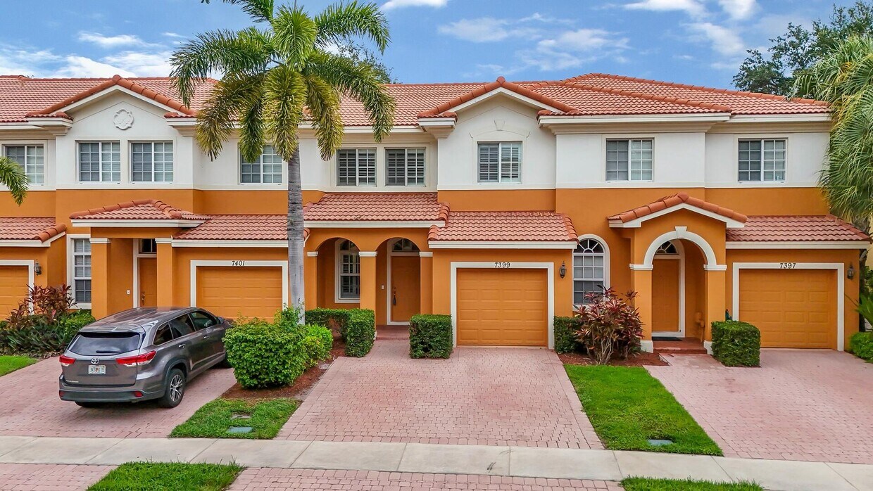 Foto principal - 7399 Briella Dr