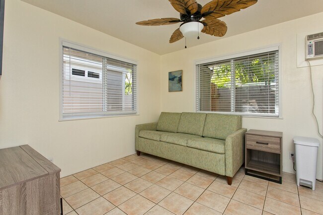 Building Photo - Partially Furnished - Kailua Cottage - 1 B...