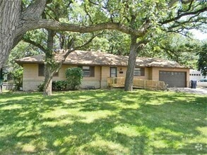 Building Photo - 6313 France Ave S