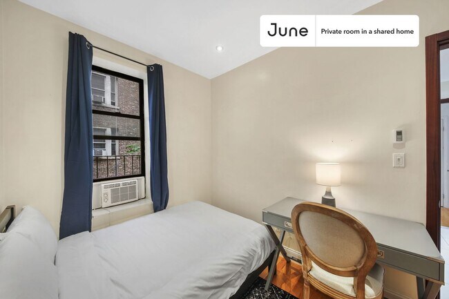 Foto del edificio - Room in Shared 4 bed/1 bath home