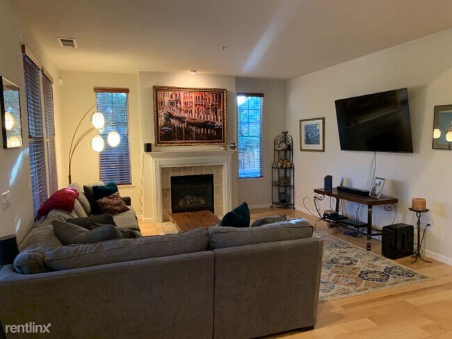 Building Photo - 3 br, 3 bath House - 365 Parkland Farms Blvd