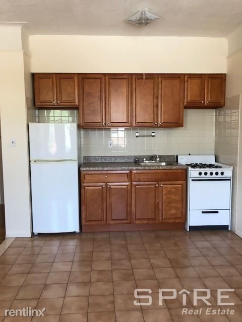 Building Photo - 1 br, 1 bath Apartment - 3083 29th St