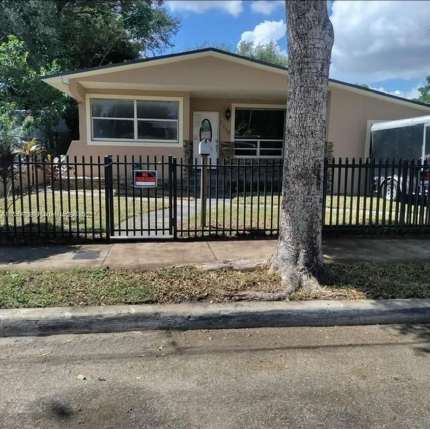 Foto principal - 1110 NW 50th St