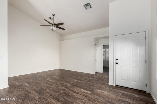 Building Photo - 9523 E Placer Dr