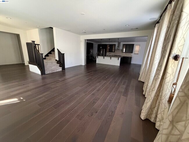 Foto del edificio - 575 W Strauss Dr