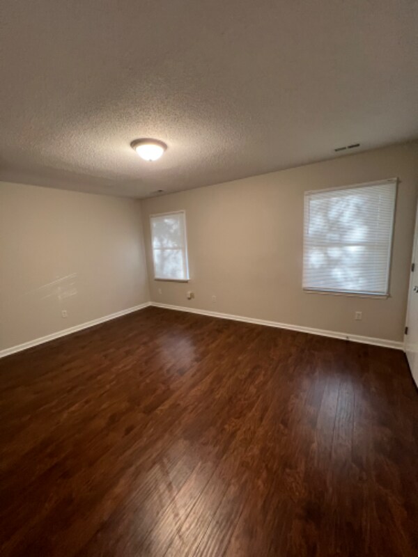 Foto del edificio - 38 Redbud Ct