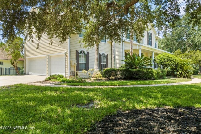 Building Photo - 7610 Sentry Oak Cir E