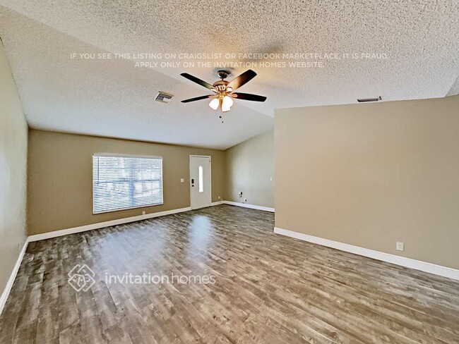 Building Photo - 5968 Ithaca Cir W