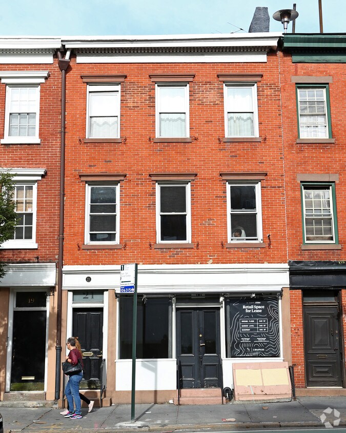 Building Photo - 21 8th Ave