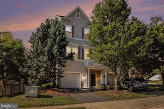 Building Photo - 3041 Chinkapin Oak Ln
