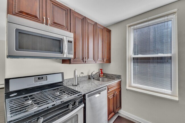 Foto del edificio - 787 Summit Ave