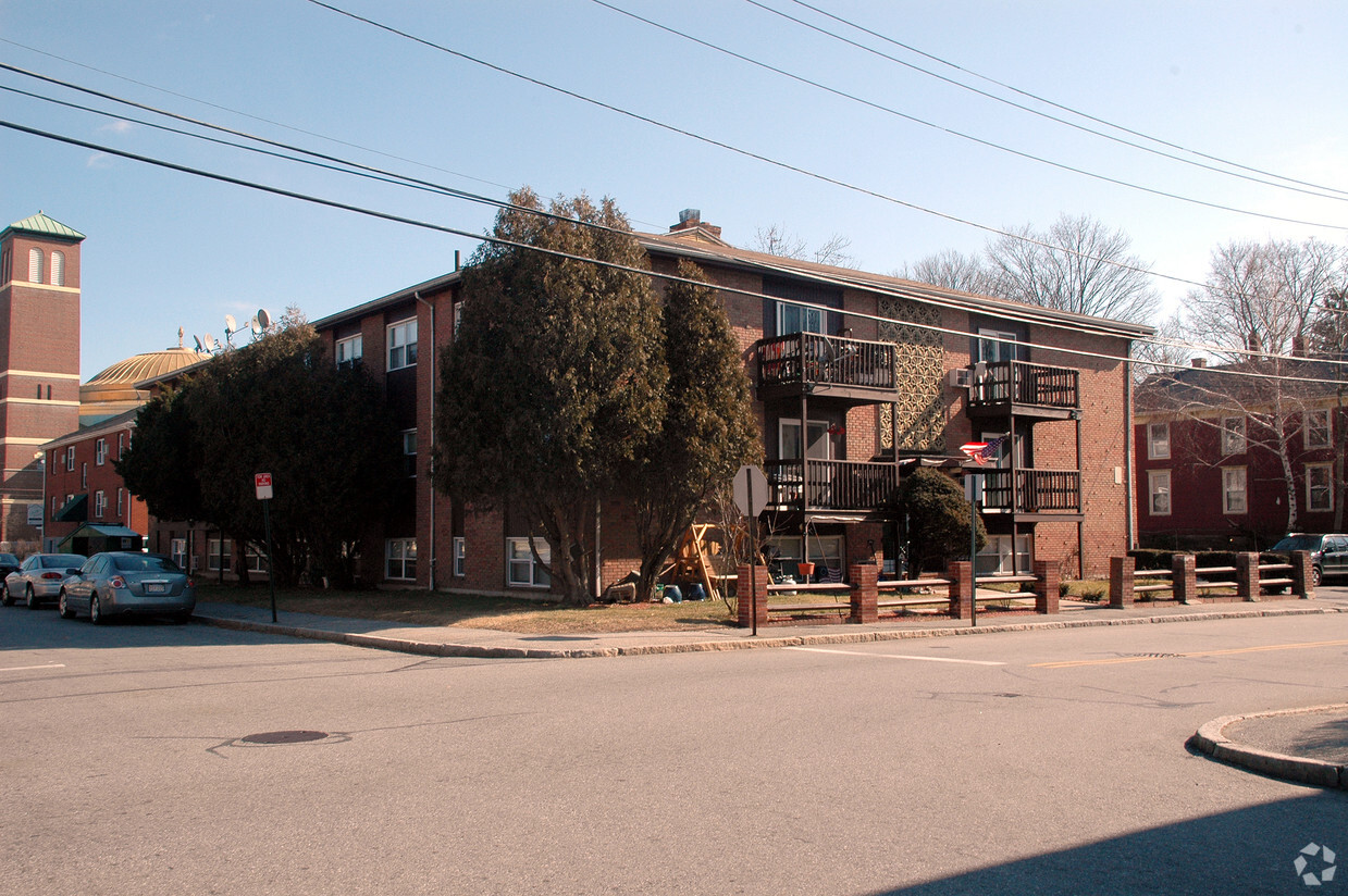 Foto principal - 166 Stevens St