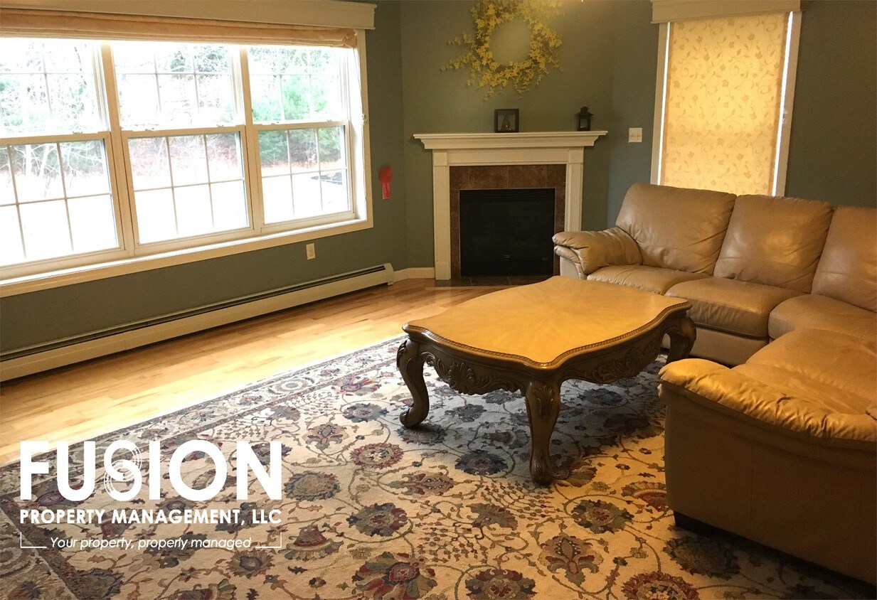 14 Cushing Dr Unit 1, Essex Junction, VT 05452 Condo for Rent in