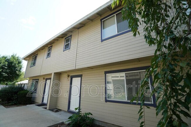 Foto del edificio - 1009 N Stilson Rd