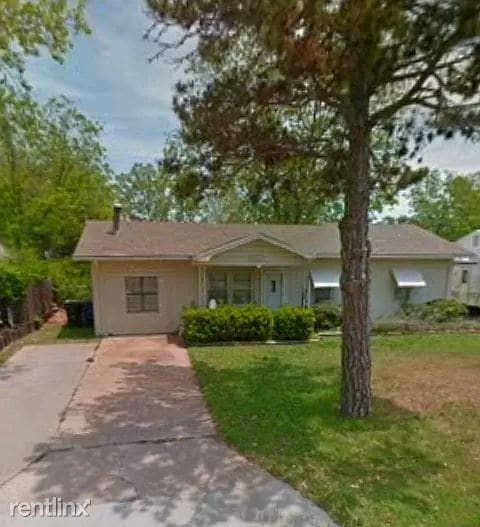 Primary Photo - 3 br, 1 bath House - 424 N 21st St