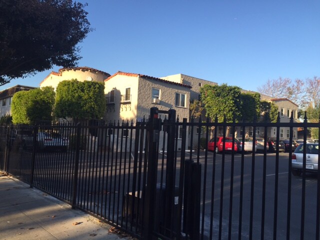 Primary Photo - 1058 N 4th St