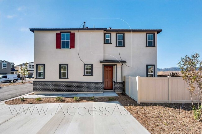 Building Photo - Spacious 4 Bed/3 Bath New Construction Home In Gated Temecula Community!