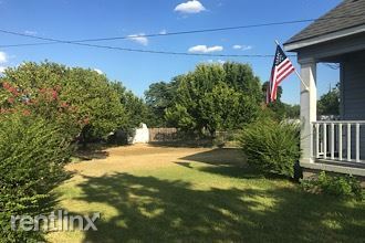 Building Photo - 3 br, 1 bath House - 507 West Carpenter St...