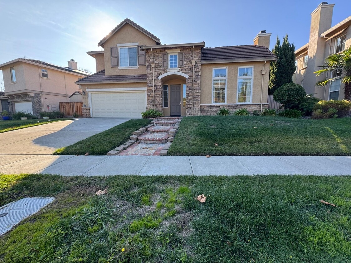 Foto principal - 37815 Fernwood Ct