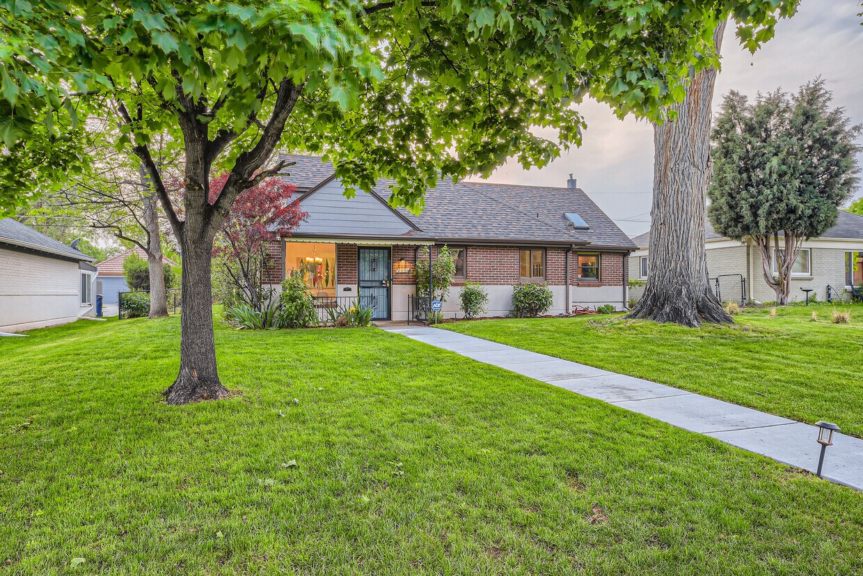 2531 Perry St, Denver, CO 80212 House Rental in Denver, CO