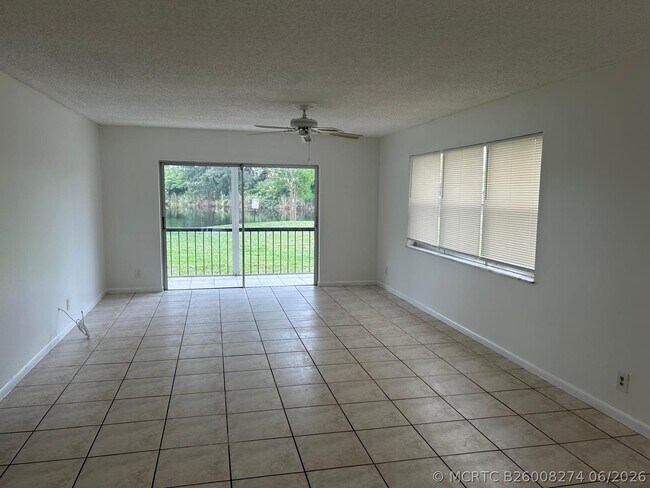 Foto del edificio - 3300 Spanish Moss Terrace