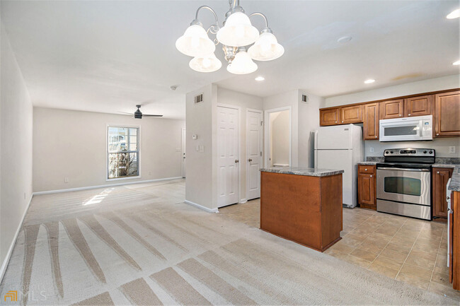 Foto del edificio - 514 Summer Pl NW