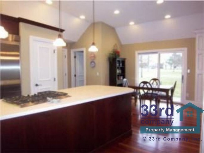 Building Photo - Leawood Home in Blue Valley School District
